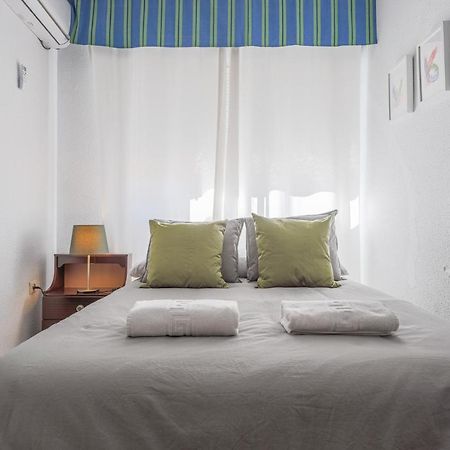 Puerta De Carmona Apartment Seville Exterior photo