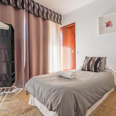 Puerta De Carmona Apartment Seville Exterior photo