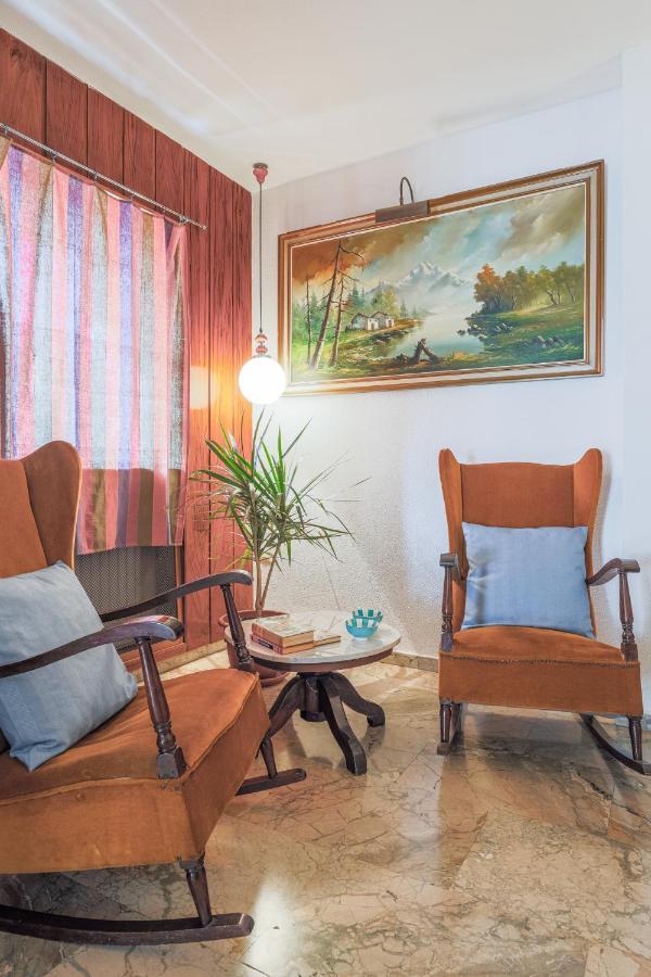 Puerta De Carmona Apartment Seville Exterior photo